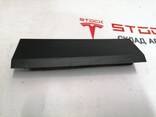 1Накладка стойки А средняя левая Tesla model 3 1086303-00-F - фото 3