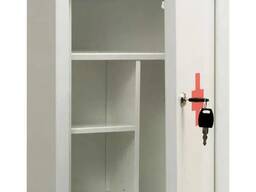 Tibbiyot shkafi AMD-39