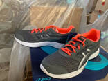 Брендовая спортивная обувь. Сток / Brand sports shoes. Stock - fotosurat 2