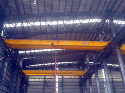 Ikki to'sinli ko'prikli kran