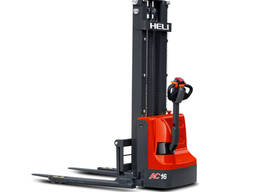 Электрический штабелер