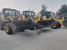 Фронтальный погрузчик YX635