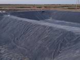Геомембрана гидроизоляционная HDPE (полиэтиленовая) в Узбекистане - фото 1