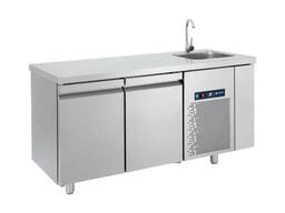 Lavabo bilan muzlatgichli stol - 2 eshikli kontseptsiya 700 Gastronorm