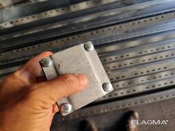 Квадратный зажим 40x4-40x4, горячеоцинкованный (полоса-полоса)