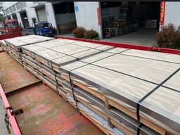 Issiq prokatlangan zanglamaydigan po'lat plitalar, AISI 304/304L, 8x1500x3000 mm
