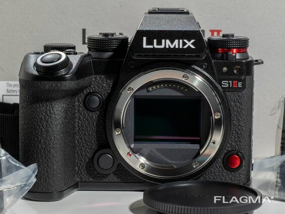 Panasonic LUMIX S1 IIE oynasiz kamera