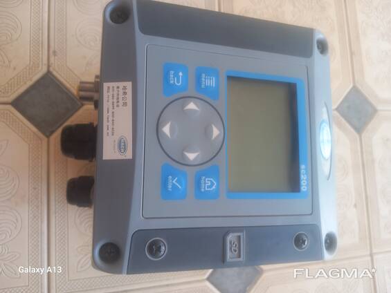 UNIVERSAL CONTROLLER. sc200