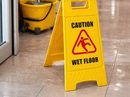 Знак Внимание мокрый пол AFC 342, желтый пластик